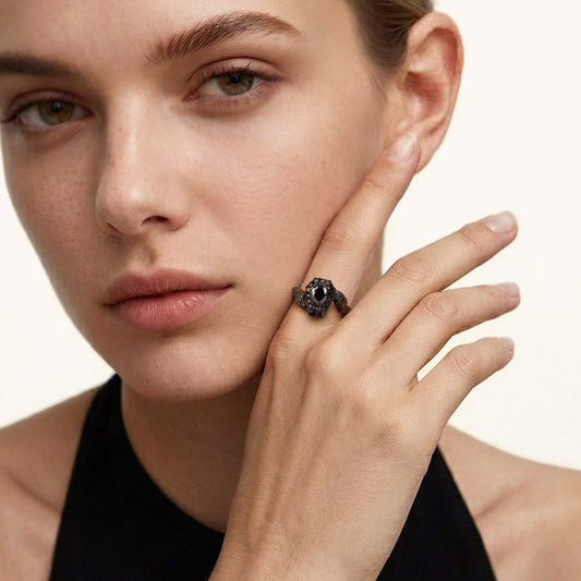 Gnoce Dark Style Snake Pear-Cut Engagement Ring_2