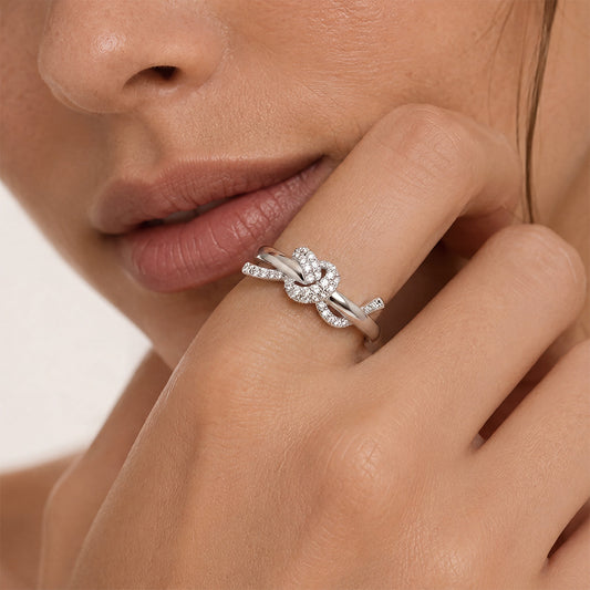 Gnoce Sparkling Heart Knot Ring Platinum-plated Silver Blend_2