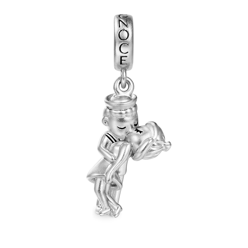 Gnoce Kiss of Victory Pendant Dangle Charm_1