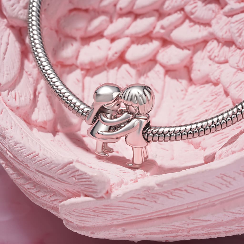 Gnoce Girl Charm_4