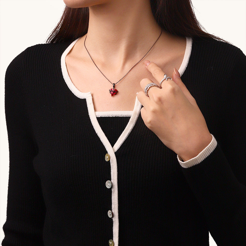 Gnoce Dark Heart of Thorns Charm_4