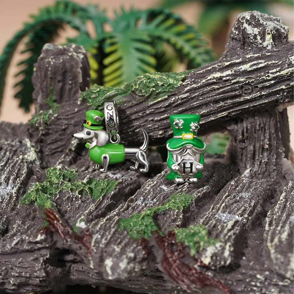 Gnoce St. Patrick's Day Dachshund Pendant Dangle Charm_3