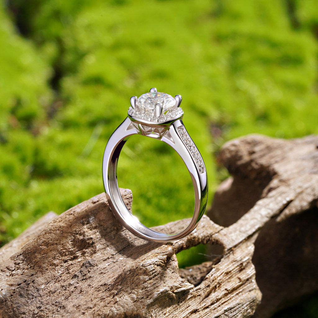 Gnoce Shiny Round Halo 925S & VVS Moissanite Engagement Ring_3