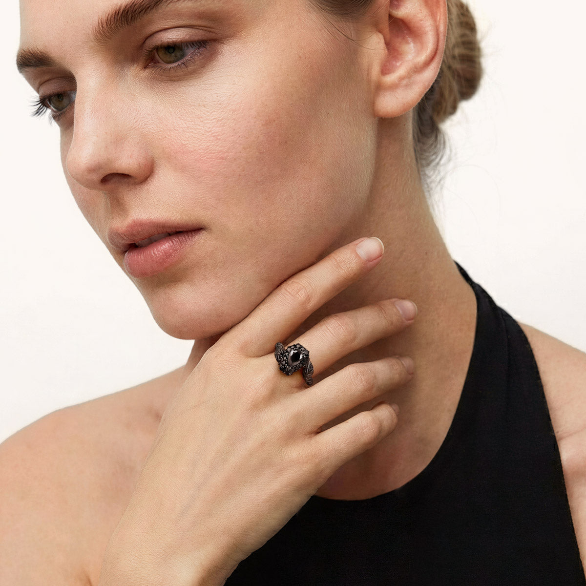 Gnoce Dark Style Snake Pear-Cut Engagement Ring_3