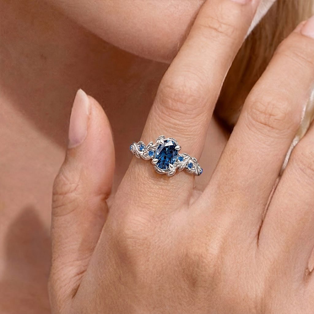 Gnoce Leaf & Vine Round-cut Blue Engagement Ring_2